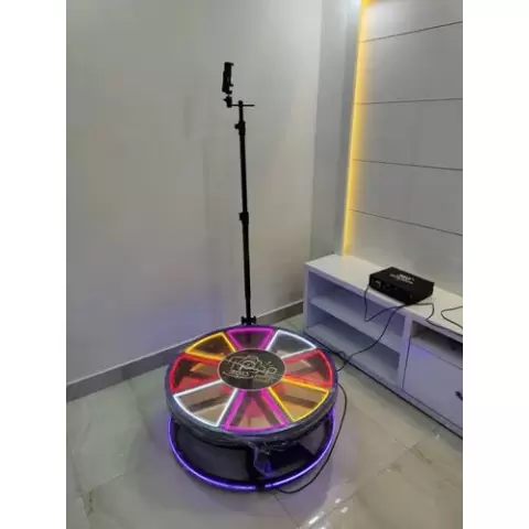 360 SEFLIE Degree Photo Booth ON RENTAL rent in bengaluru