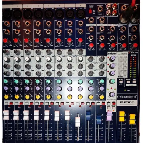 Soundcraft EFX8 8Channel on rent rent in 