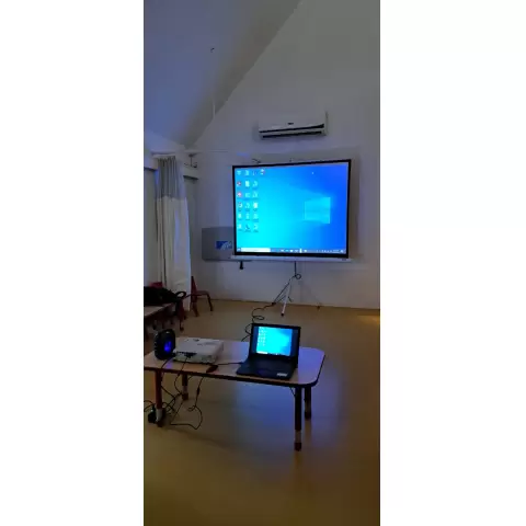 PROJECTOR ON HIRE rent in 