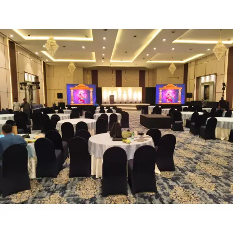 Round tables on rent rent in 