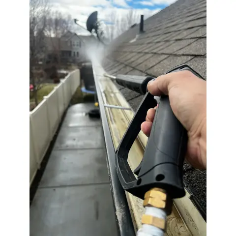 High Pressure Washer 1800w 120 bar Pressure rent in 